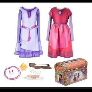New Disney wish dress up trunk